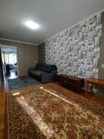 Продам 2 кім.квартиру вул.Г.Кондратьєва - фото 1