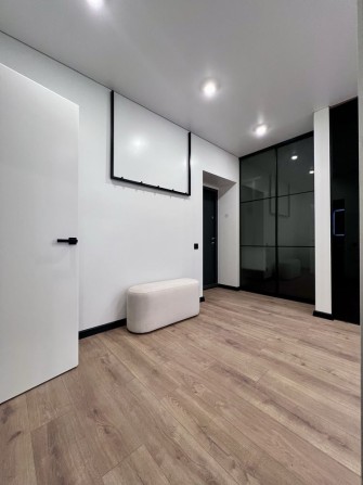 Продам 1км з великою площею. Власник - фото 1