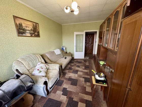 Продам 1-х квартиру Кривбасівська 54, 9 поверх, Кривбассовская.