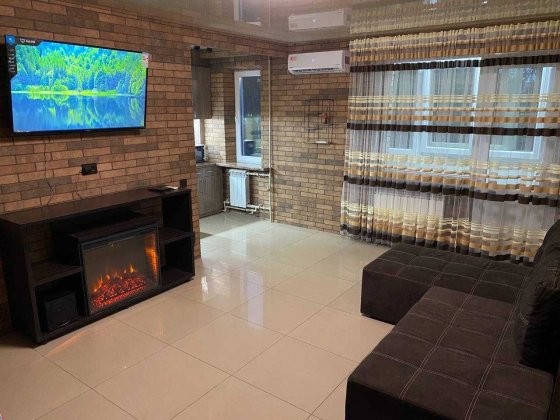 Двухкомнатная квартира с ремонтом на СоцГороде по пр. Металлургов.