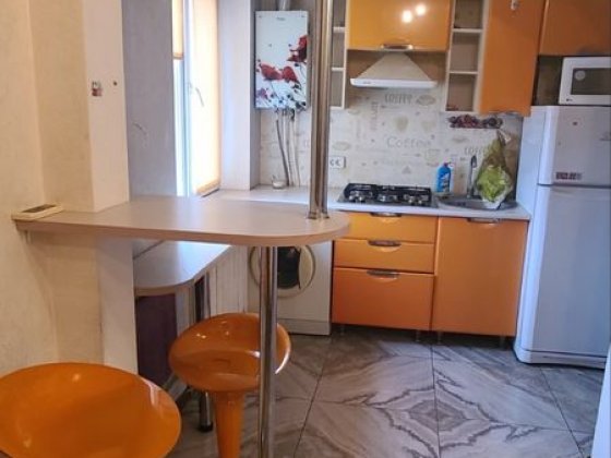 Продається 1 кімнатна квартира на 44 кварталі .