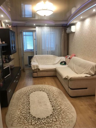 Продам 4 кімнатну квартиру ,вул. Вишнева - фото 1