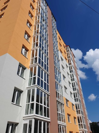 Продаж 2к.квартири біля маг.Універсам,  просп.Злуки - фото 1