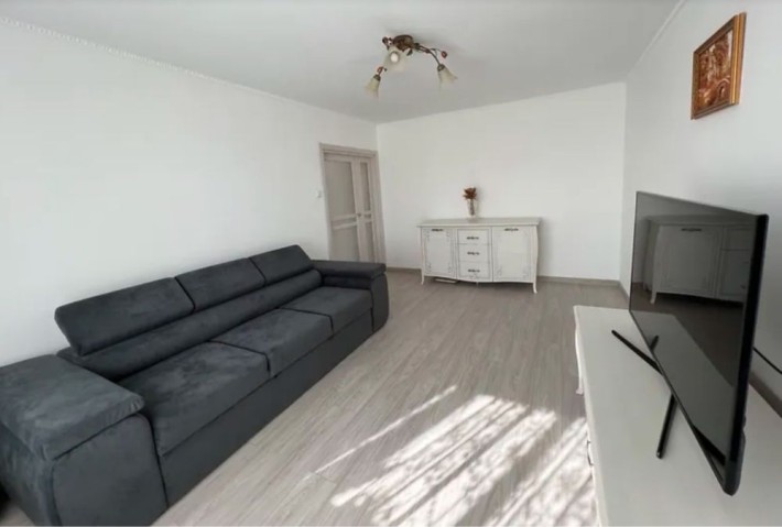 Продаю 3-кімнатну квартиру на Карнаухова - фото 1