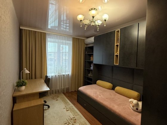 3к квартира 73м2 поверх 3/10 тепловий лічильник Поділ Полтава