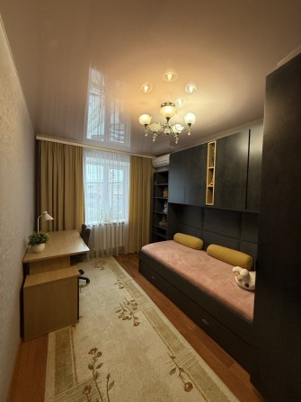 3к квартира 73м2 поверх 3/10 тепловий лічильник Поділ - фото 1