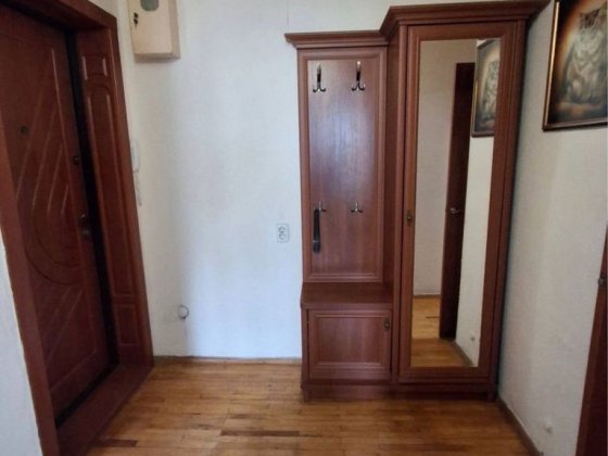 ТЕРМІНОВО продається 3-х кімнатна квартира Чернівці