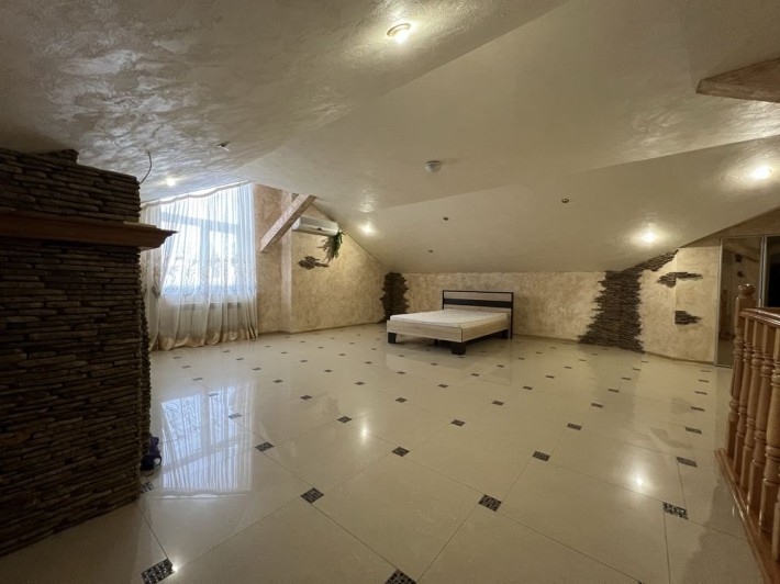 Продається 4 кімнатна двохрівнева квартира по вул. Будного - фото 1