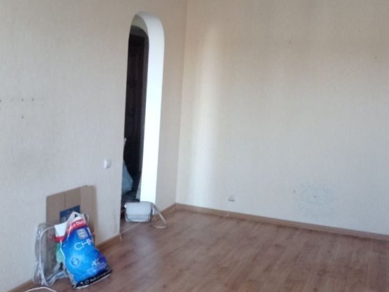 Жилпоселок продам 3 кімнатну квартиру з автономним опаленням Херсон