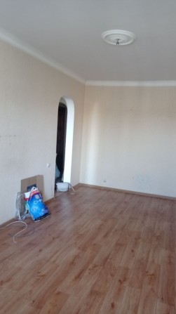 Жилпоселок продам 3 кімнатну квартиру з автономним опаленням - фото 1