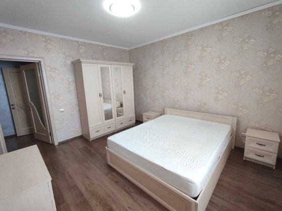 Продається 2-кімн новобудова на вул. Рівненська (ПРОСПЕКТ, Майдан) Чернівці