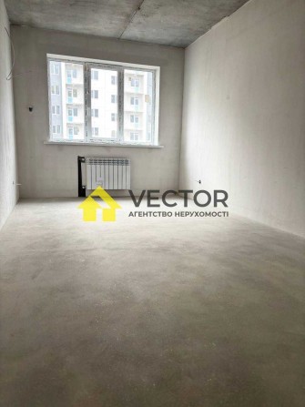 Продам однокімнатну на 3-му поверсі. Чорнові роботи зроблено! - фото 1