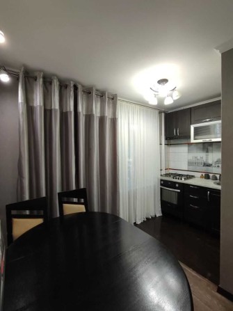 Продам 1к квартиру в Київському р-н, 1/5 поверх, 45 м2, євроремонт - фото 1