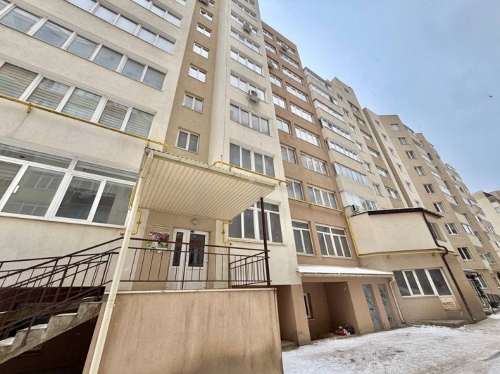 Продається 2-кімнатна новобудова в районі Майдану (ПМК-76) - фото 1