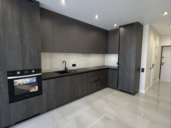 1-кімнатна квартира, 48м2, з ремонтом та меблями! Ровно