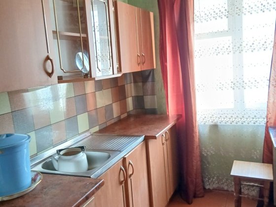 Продаж однокімнатної  квартири 2-х етаж. будинку біля вул. Миру Чернівці