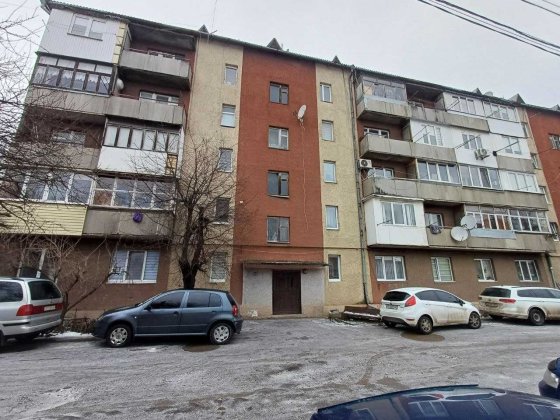 Однокімнатна квартира в цегляному будинку