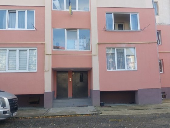 Продається квартира в тихому і гарному районі - Заводська Черновцы