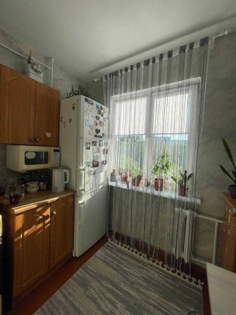 Продам затишну двокімнатну квартиру з чудовим плануванням. - фото 1