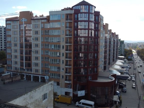 Продаж квартири р-н Майдану Черновцы