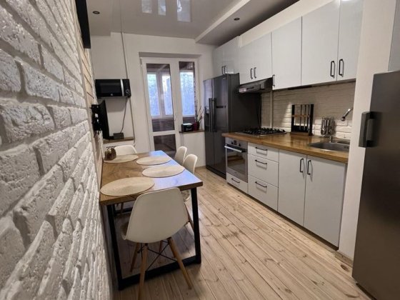 Трикімнатна квартира на Північному Ровно