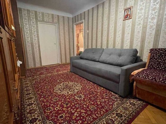 Продам 2 кімнатну квартиру, район 12 школи Рівне