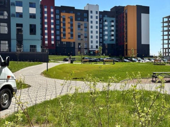 Продаж новобудови на щасливому Рівне