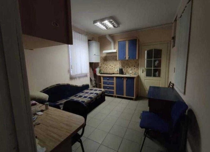 Продається двокімнатна квартира по вул. Левченка (Сапіго). - фото 1