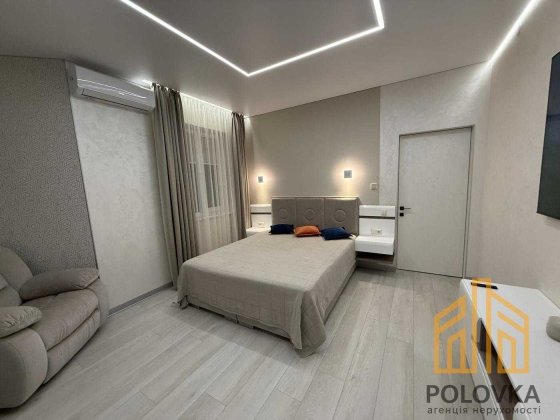 Продаж просторої 1-кімнатної квартири | Боздош, Набережна Ужгород