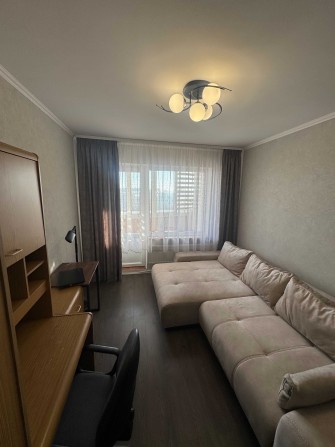 Продам світлу 3-кімнтну квартиру з  автономним опаленням. - фото 1