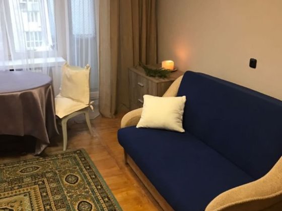 Продаеться 2-х кімн Чешка  р-н Майдан Черновцы