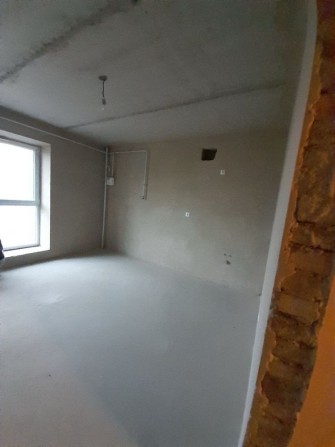 Продам 2-кімнатну квартиру в тихому районі! - фото 1