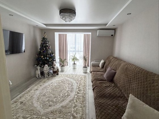 Трикімнатна квартира з свіжим євроремонтом! Полтава