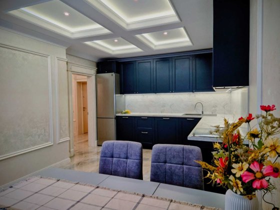 Дизайнерська 3-кімнатна квартира з видом на Лебединку Ровно