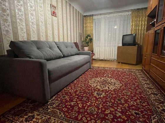 Продам двокімнатну квартиру!! Район 12-школи!!! Рівне