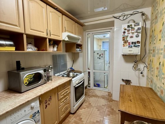 Автономка, цегляний будинок, укриття є Суми