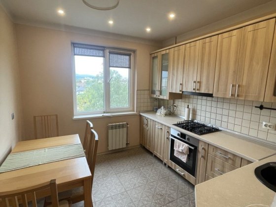 2-кімнатна квартира з окремими кімнатами Ужгород