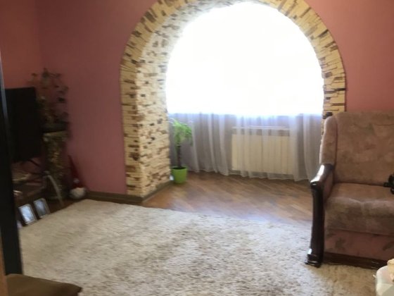 Продаж трикімнатна чешка Чернівці