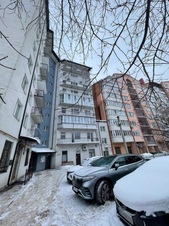 Продаж 1 км квартири на Крушельницькій в центрі у новому будинку - фото 1