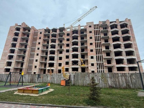 Продається 1 км квартира на В. Великого у новому цегляному будинку Тернополь