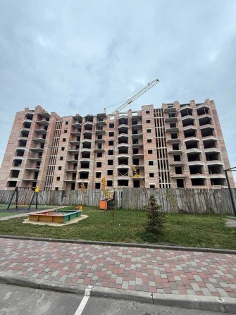 Продається 1 км квартира на В. Великого у новому цегляному будинку - фото 1