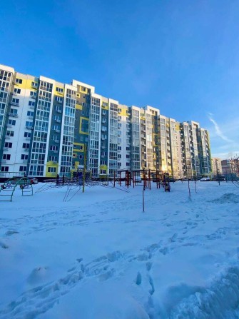 Однокімнатна на 3-му поверсі. Вікна у двір! - фото 1