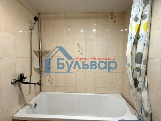 1-кімнатна квартира на Садах | 31 м² | 6/9 поверх | 30 000 $ торг Полтава