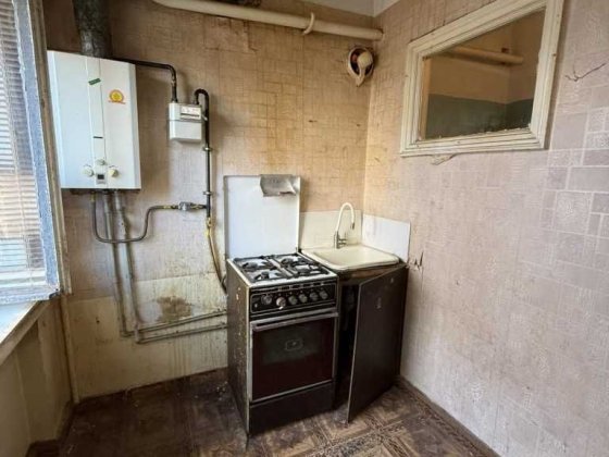 3к квартира на Подолі цегляний будинок під ремонт Полтава