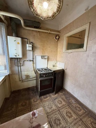 3к квартира на Подолі цегляний будинок під ремонт - фото 1
