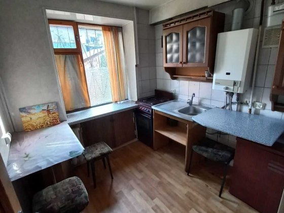 Трикімнатна в центрі Полтава