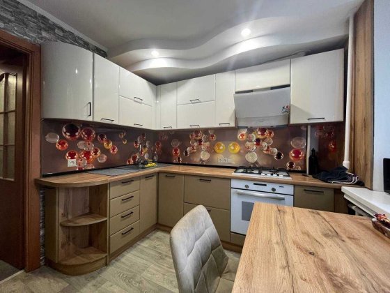 2к.квартира, окремі кімнати, 50м2, цегла, з ремонтом Полтава