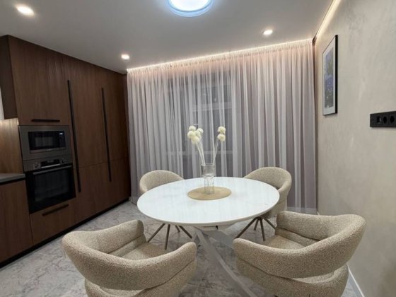 Квартира з дизайнерським поруч з озером! Тернополь