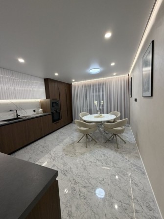 Продається 2-ох км квартира, р-н Новий Світ - фото 1