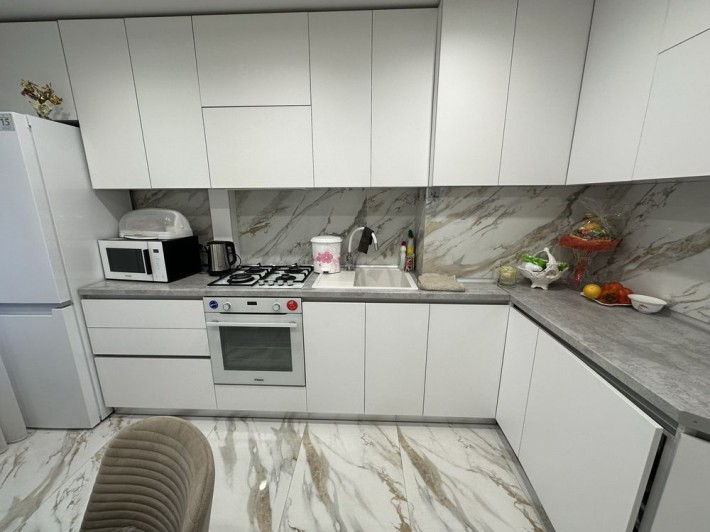 Сады 2 комнаты раздельные евро ремонт - фото 1